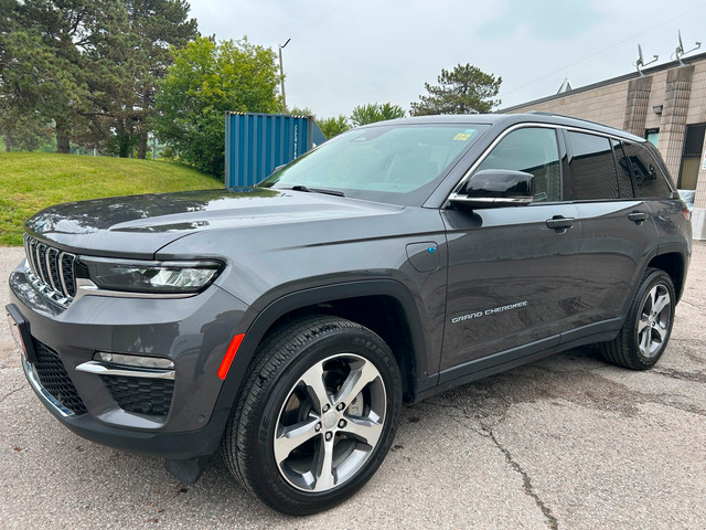 2022 Jeep Grand Cherokee 4xe HYBRID| NO ACCIDENTS| FUEL EFFIC... in Cars & Trucks in Markham / York Region - Image 2