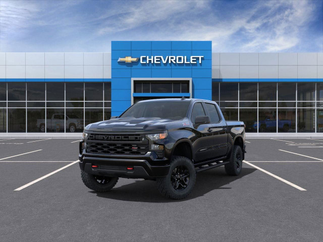 2025 Chevrolet Silverado 1500 Custom Trail Boss ASSIST STEPS... in Cars & Trucks in Barrie