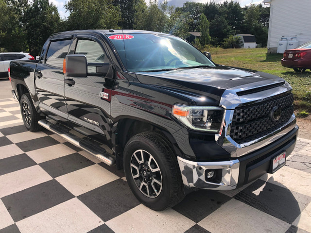 2018 Toyota Tundra SR5 Plus - 4X4, Crewmax cab, Bed liner, Alloy in Cars & Trucks in Annapolis Valley - Image 4