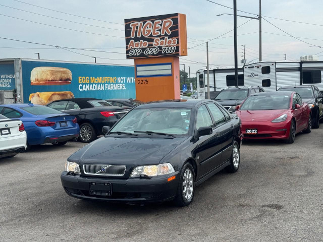 2001 Volvo S40 AS IS, WELL MAINTAINED, ONLY 114KMS, DRIVES GREAT in Cars & Trucks in London