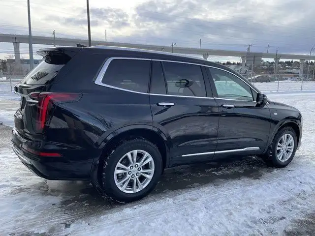 2023 Cadillac XT6 Luxury in Cars & Trucks in Calgary - Image 9