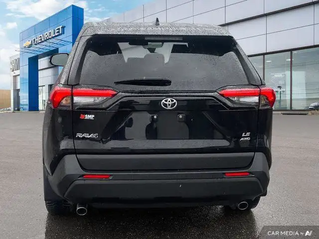 2022 Toyota RAV4 LE | AWD | New Tires | Heated Seats | Back Up62863217031425124
