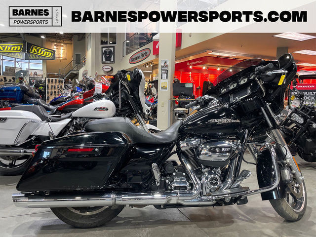 2017 Harley-Davidson FLHXS - Street Glide Special in Sport Touring in Calgary