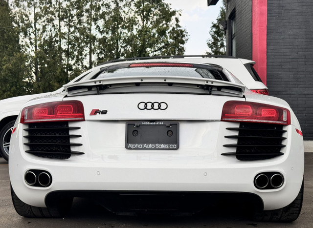 2008 Audi R8 Quattro|V8 4.2L|6 Speed Manual|CARBON SIDE BLADES| in Cars & Trucks in City of Toronto - Image 4
