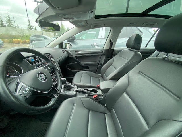 2018 Volkswagen Golf SportWagen Comfortline | Driver Assist in Cars & Trucks in Tricities/Pitt/Maple - Image 4