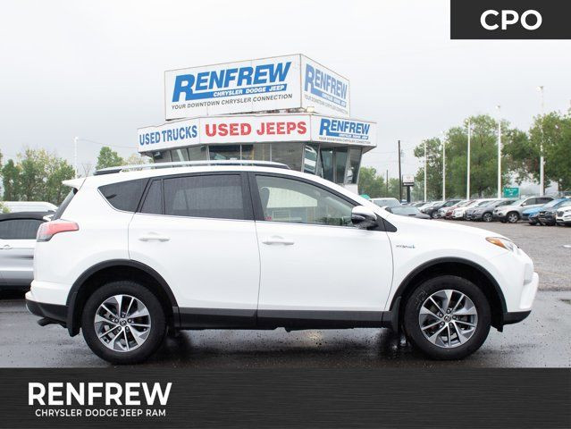 2018 Toyota RAV4 AWD Hybrid LE+, Sunroof, Heated Seats/Wheel in Cars & Trucks in Calgary