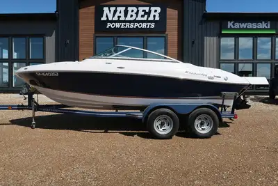 Super Clean Boat. ONLY 211 HOURS 2008 4 Winns H190 Super Clean Boat 211 Hours - 4.3 Liter MPI - Trai...