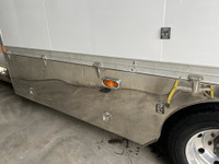 FORD F-550 XL REEFER 2004 DIESEL CARGO ET REEFER EN AVANT COFFRE ET RANGEMENTEN BONNE CONDITION DISP... (image 9)