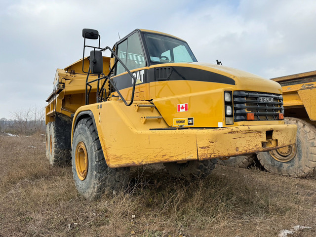 2006 Cat 740 6 Wheel Drive Articulating Rock Truck in Heavy Equipment in Sudbury - Image 2