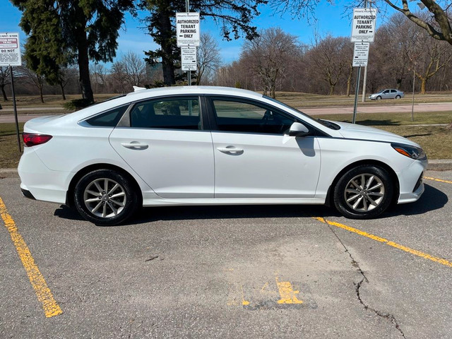 2018 Hyundai Sonata GL, ACCIDENT FREE, CERTIFIED in Cars & Trucks in City of Toronto - Image 2