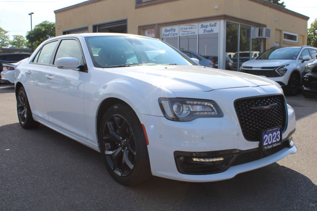 2023 Chrysler 300 300S RWD in Cars & Trucks in Mississauga / Peel Region