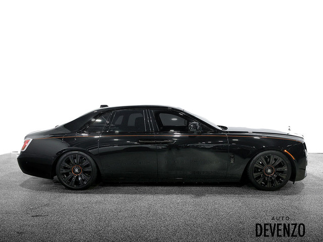 2021 Rolls-Royce Ghost AWD Bespoke Mandarin Trim Rear Executive  in Cars & Trucks in Laval / North Shore - Image 3