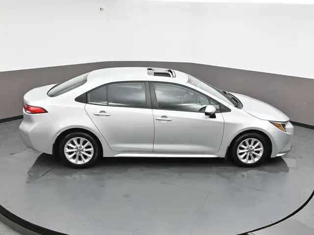 2020 Toyota Corolla LE UPGRADE SUNROOF, HEATED STEERING, HEATED  in Cars & Trucks in City of Halifax - Image 41