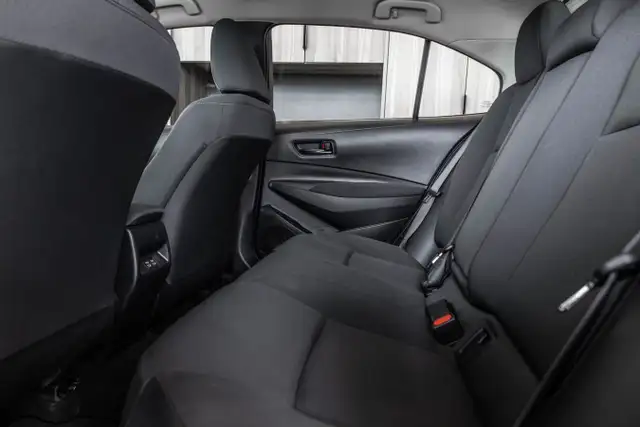 2023 Toyota Corolla LE à vendre in Cars & Trucks in Laval / North Shore - Image 28