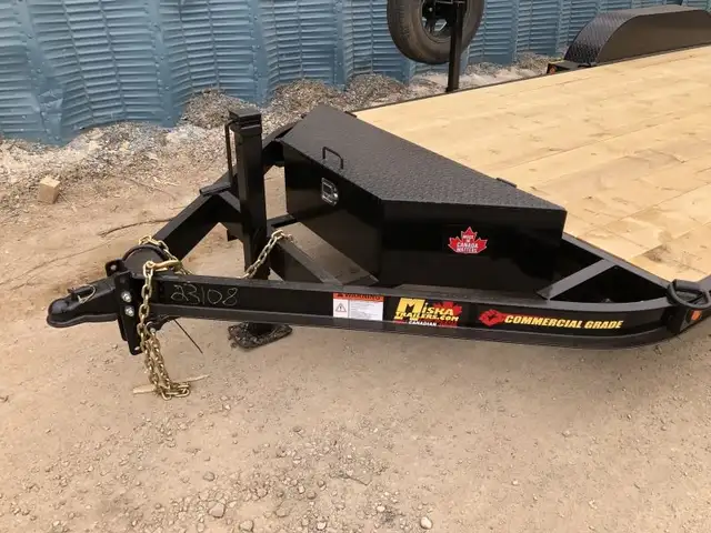 Deluxe Car Hauler by Miska Trailers in Cargo & Utility Trailers in Ottawa - Image 12