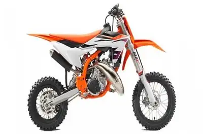 Engine Type: Single-Cylinder Displacement: 3 cu. in. (49.9 cc) Bore and Stroke: Bore: 1.56 in. (39.5...