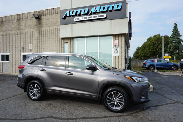 2018 Toyota Highlander in Cars & Trucks in Oakville / Halton Region