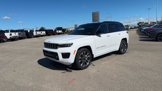 2024 Jeep Grand Cherokee Overland in Cars & Trucks in Edmonton - Image 3