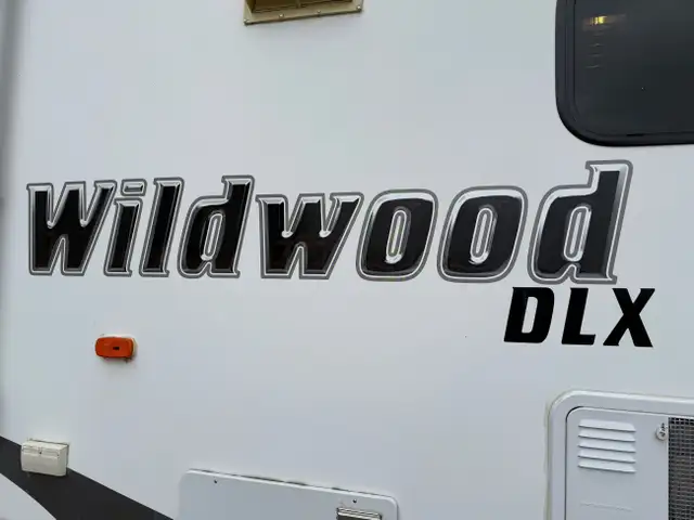2015 Forest River Wildwood 402QBQ Destination Home in Park Models in St. Albert - Image 3