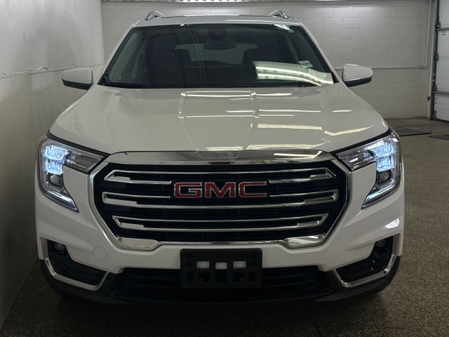 2022 GMC Terrain SLT SLT/AWD/ROOF/LEATHER/16KM! in Cars & Trucks in Belleville - Image 2