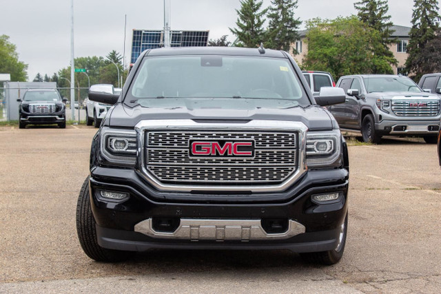 2017 GMC Sierra Denali 1500 4WD Crew in Cars & Trucks in Edmonton - Image 3