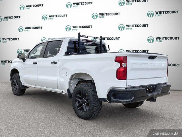 2022 Chevrolet Silverado 1500 Custom Trail Boss 4WD Crew Cab in Cars & Trucks in Edmonton - Image 4