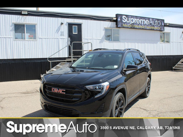 2021 GMC Terrain AWD SLE REVERSE CAMERA - ONLY 6,200 KMS in Cars & Trucks in Calgary