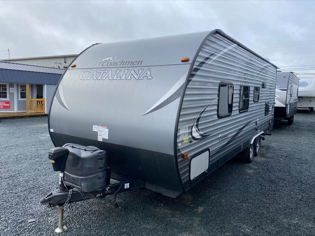 2016 Catalina $19,999 in Travel Trailers & Campers in Bedford - Image 2