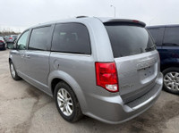 2019 DODGE GRAND CARAVAN SXT 35TH ANNIVERSARY EDITION LOADED NAVIGATION DUAL REAR DVD PLAYER LEATHER... (image 2)