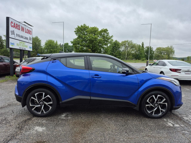 2021 Toyota C-HR XLE Premium in Cars & Trucks in London - Image 2