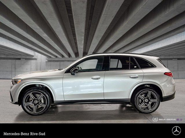2023 Mercedes-Benz GLC 300 4MATIC SUV | AMG line with Night Pack in Cars & Trucks in Longueuil / South Shore - Image 2
