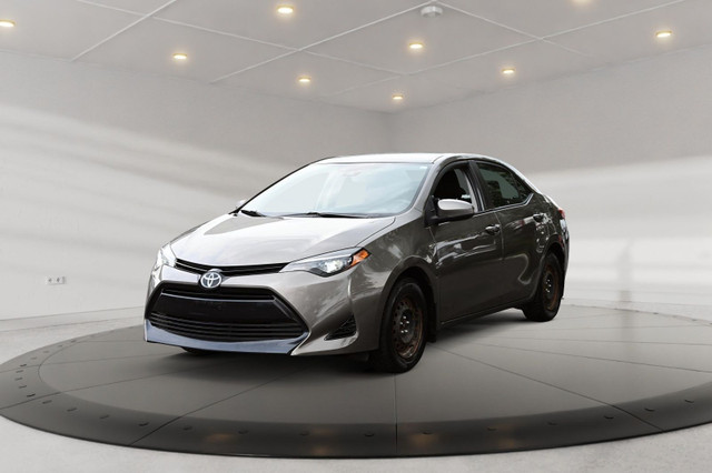 2018 Toyota Corolla LE + SIEGES CHAUFFANT + 95372 KM LE CVT in Cars & Trucks in Longueuil / South Shore