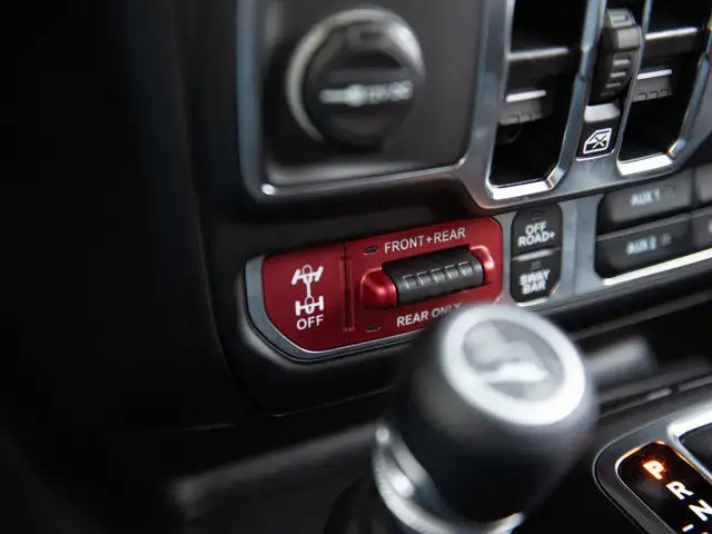 2025 Jeep Wrangler Rubicon in Cars & Trucks in Calgary - Image 21