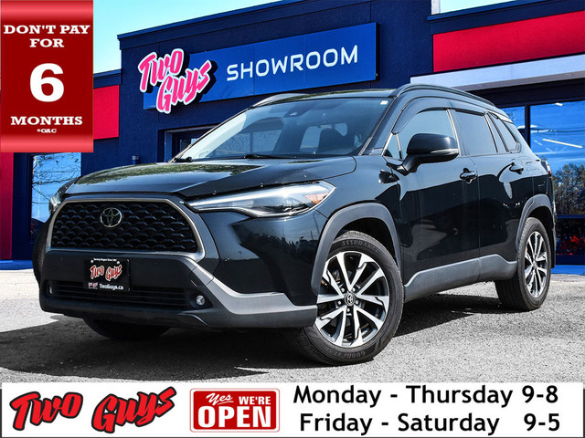 2022 Toyota Corolla Cross XLE AWD Sunroof Leather Back Up Camera in Cars & Trucks in St. Catharines