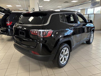 Former Ontario Chrysler Demo**Clean Car Fax**Jeep**Compass**4x4**2.4L**Automatic**Heated Seats**8.4... (image 4)