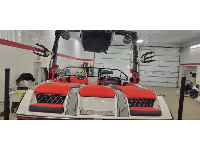 2022 Air Nautique GS20 CONSIGNATION PAS DE TAXES in Powerboats & Motorboats in Granby - Image 9