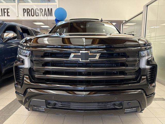 2025 Chevrolet Silverado 1500 High Country in Cars & Trucks in Edmonton - Image 3