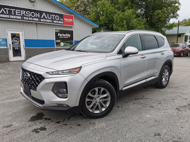 2019 Hyundai Santa Fe SE in Cars & Trucks in Belleville