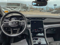 Experience the commanding presence and refined luxury of this 2023 Jeep Grand Cherokee Limited, boas... (image 9)