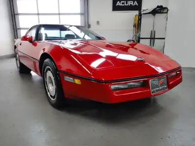 1984 CHEVY CORVETTE, LOW KM FOR YEAR ,NO ACCIDENT ,WELL MAINTAIN VERY CLEAN VEHICLE, 8 CYLINDERS, 5....