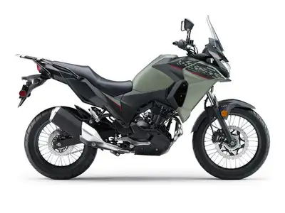 Price does not include $989 - Freight, PDI and Doc Fee. Please call the Kelowna location for more in...