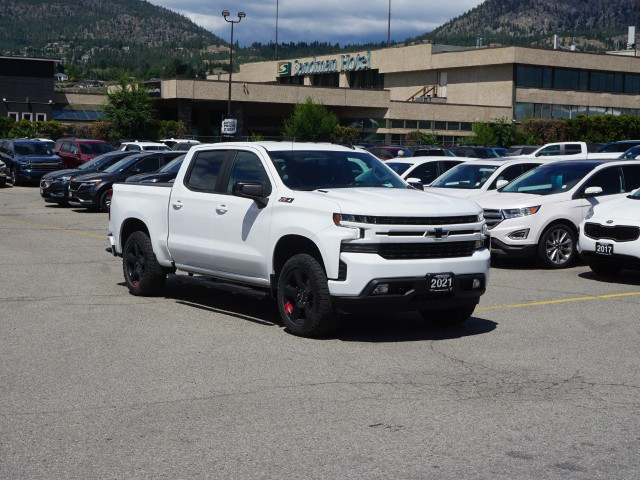 2021 Chevrolet Silverado 1500 in Cars & Trucks in Penticton - Image 3