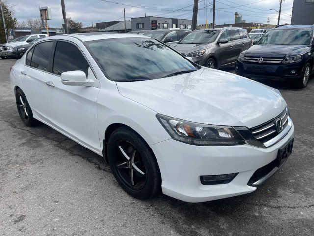 2015 Honda Accord Sport 2015 Honda Accord sport, six speed ma... in Cars & Trucks in City of Toronto - Image 3