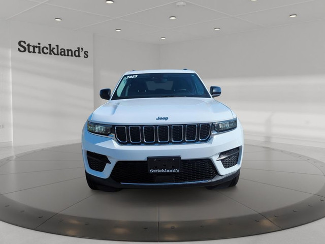 2023 JEEP GRAND CHEROKEE 4X4 LAREDO 4X4 in Cars & Trucks in Stratford - Image 3