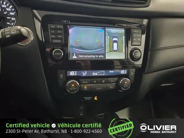 2017 Nissan Rogue SV AWD Navigation Toit Ouvrant Panoramique in Cars & Trucks in Bathurst - Image 19
