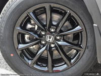 Drive home in the new CR-V EXL Hybrid where endless possibilities come standard. The CR-V Hybrid EX-... (image 8)