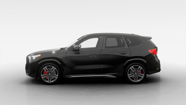 2026 BMW X1 xDrive28i | Polyvalente et puissante | Groupe M dans Autos et camions  à Ville de Montréal - Image 4