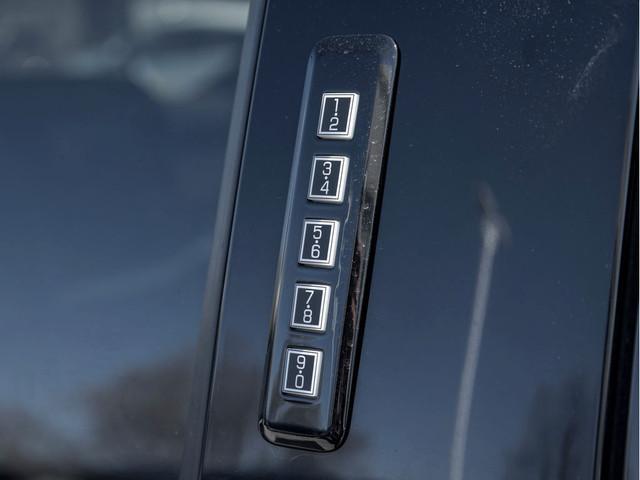  2022 Ford F-150 Lariat- Ventilated Seats | Tonneau Cover | Sunr in Cars & Trucks in Markham / York Region - Image 4