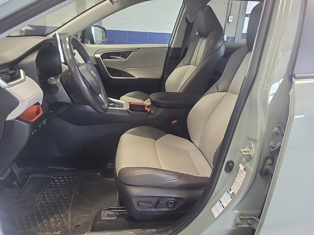 2019 Toyota RAV4 Trail | AWD | Leather | Sunroof | Nav in Cars & Trucks in Guelph - Image 3