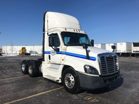 2017 FREIGHTLINER X12564ST